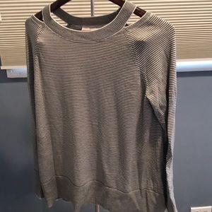 Loft cold shoulder gray and white sweater